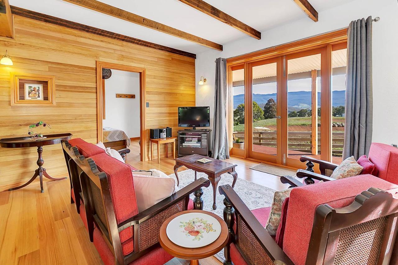 Blackwood Park Cottages Mole Creek Exterior photo